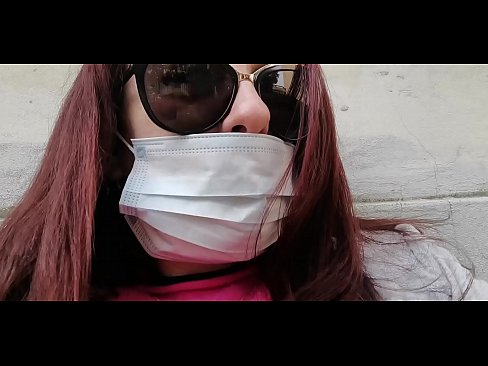 ❤️ Faigheann Nicoletta díoltas ar a comharsa agus pees ina gharáiste (Coraintín Iodálach Speisialta Covid19) ️❌ Super sex linn ❤